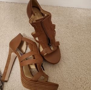 Size 8.5 Jessica Simpson open-toe heels